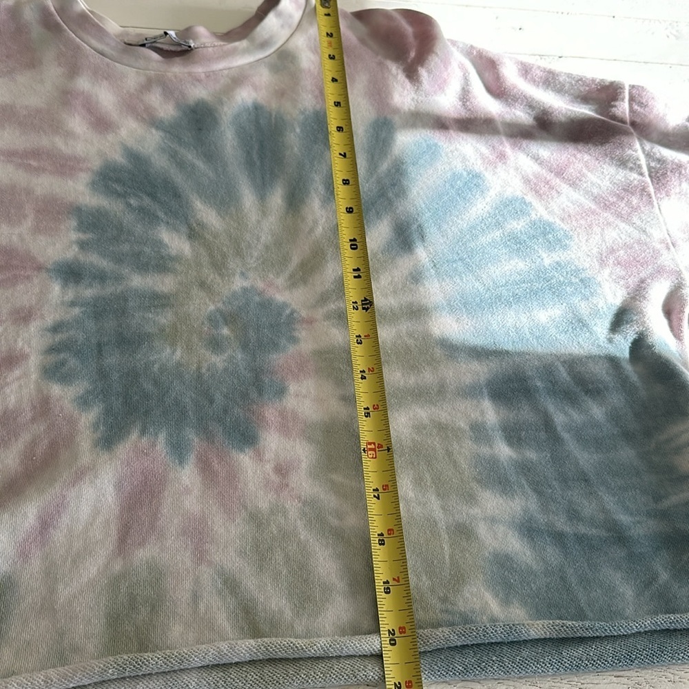 Dex med tie-dye, psychedelic sweatshirt crop top - Picture 7 of 9